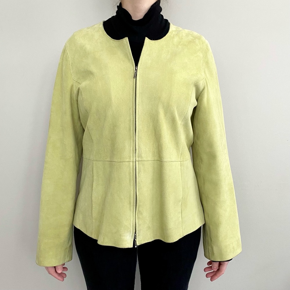 Eileen Fisher 100% goat suede round neck green jacket. 💚